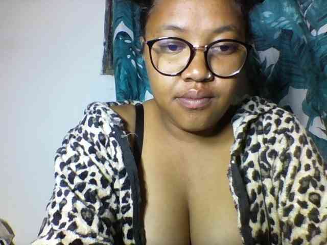 Sheilkahsexy webcam