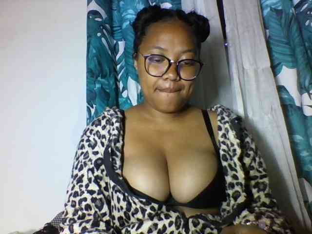 Sheilkahsexy webcam