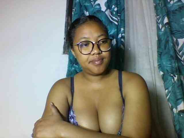 Sheilkahsexy webcam