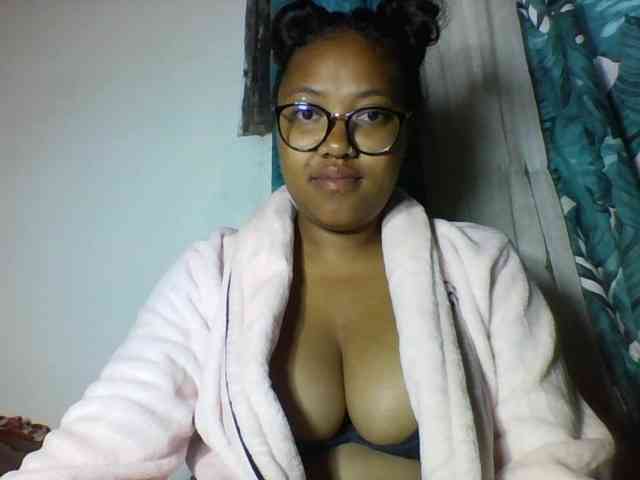 Sheilkahsexy webcam