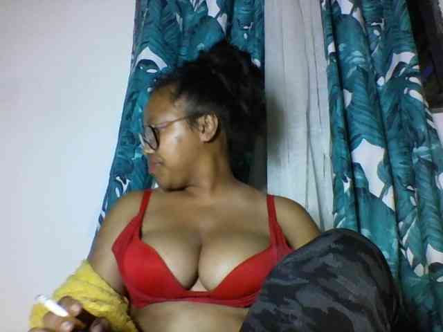 Sheilkahsexy webcam