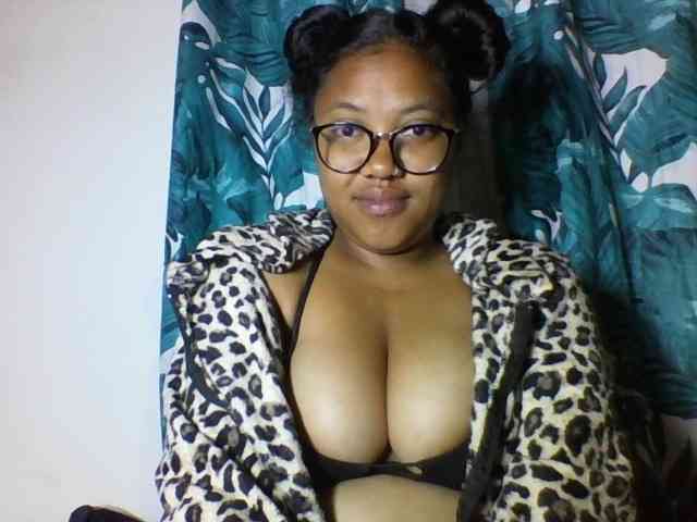Sheilkahsexy webcam