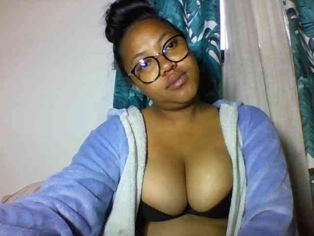 Sheilkahsexy webcam