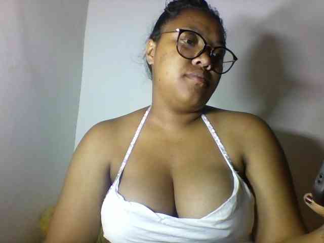 Sheilkahsexy webcam