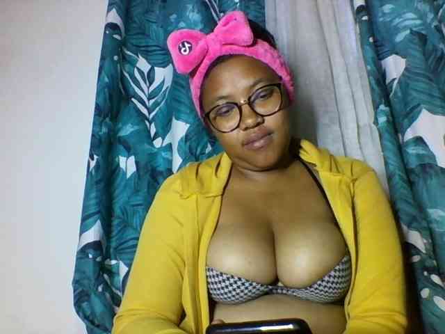 Sheilkahsexy webcam
