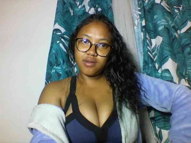 Sheilkahsexy webcam