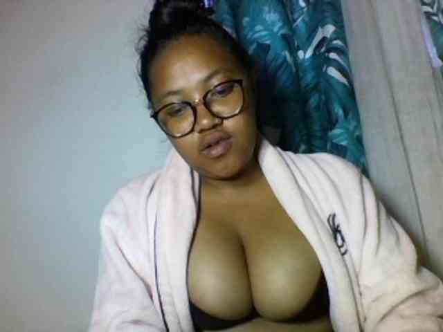 Sheilkahsexy webcam