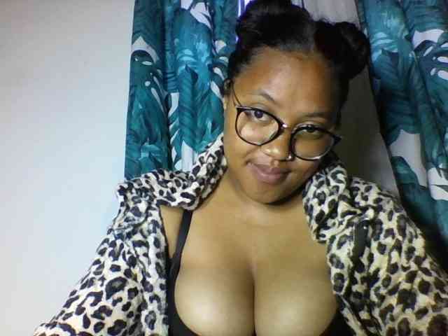 Sheilkahsexy webcam