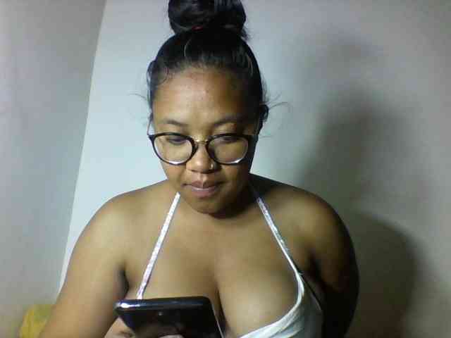Sheilkahsexy webcam