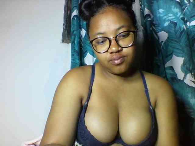 Sheilkahsexy webcam