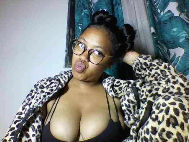 Sheilkahsexy webcam