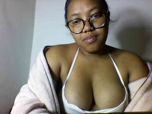 Sheilkahsexy webcam