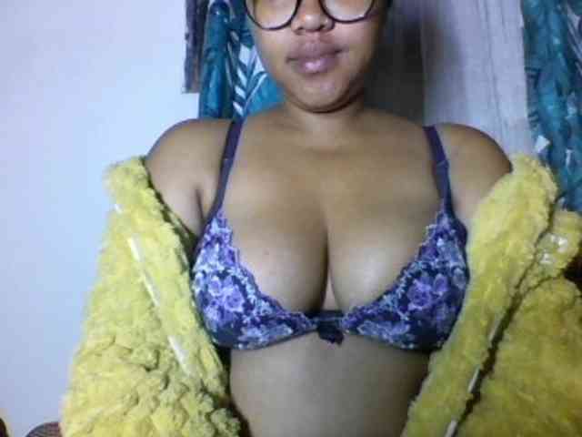 Sheilkahsexy webcam