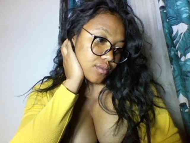 Sheilkahsexy webcam