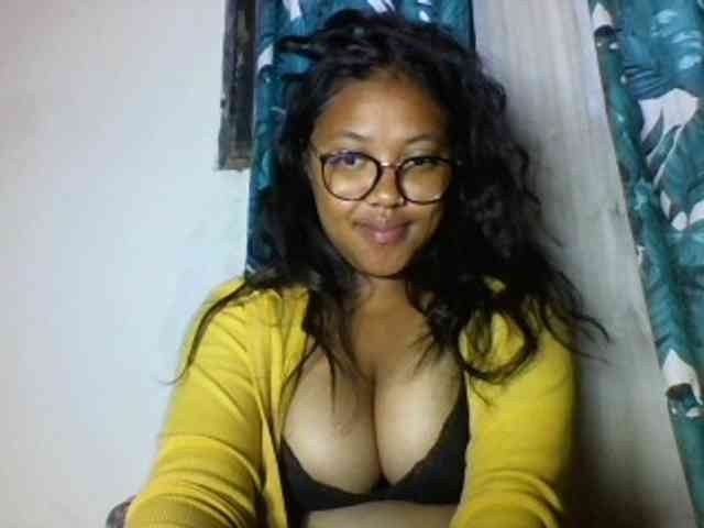 Sheilkahsexy webcam
