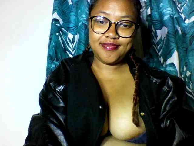 Sheilkahsexy webcam