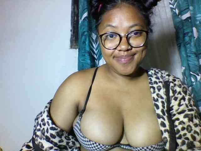 Sheilkahsexy webcam
