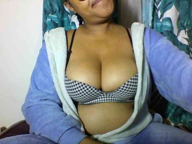 Sheilkahsexy webcam