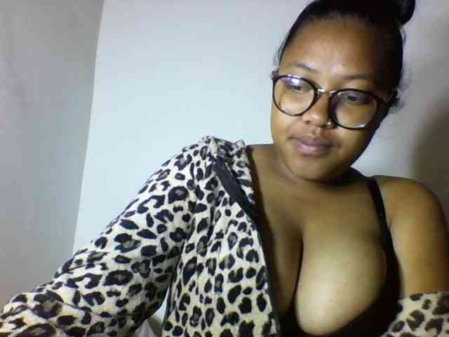 Sheilkahsexy webcam