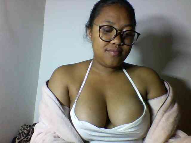 Sheilkahsexy webcam