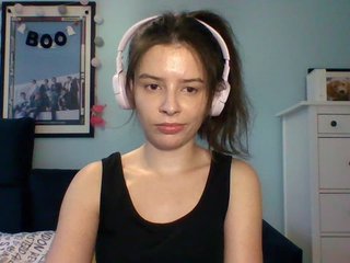 LariceHot Porn Show