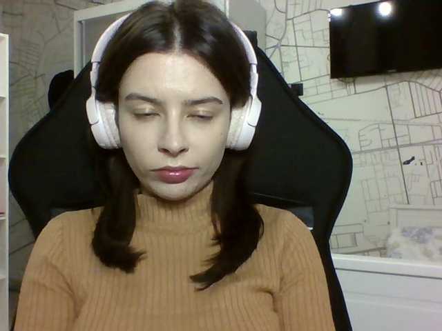 LariceHot webcam bongacams model stream image