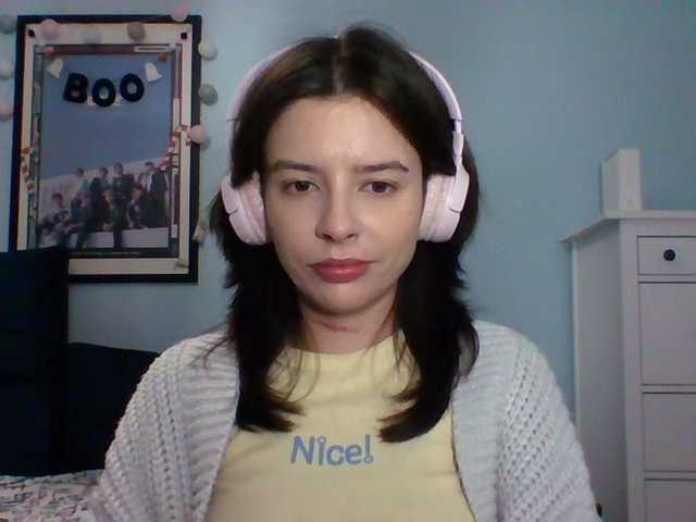 LariceHot webcam bongacams model stream image