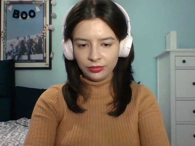 LariceHot webcam bongacams model stream image