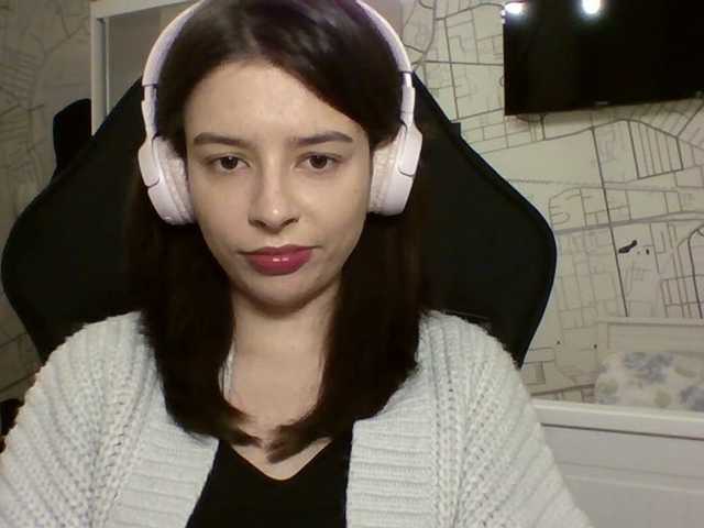 LariceHot webcam bongacams model stream image