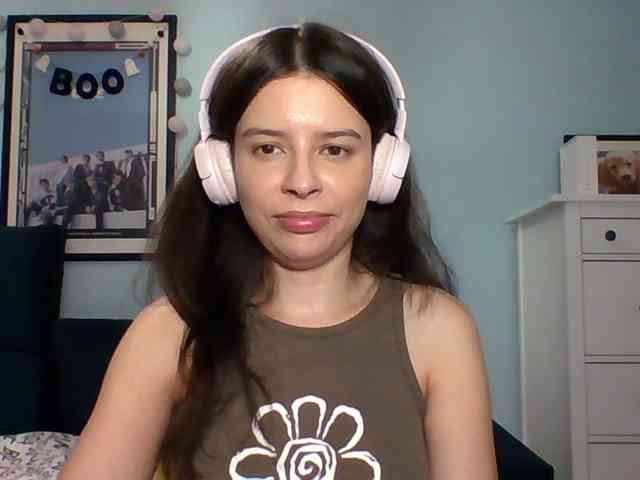 LariceHot webcam