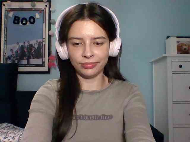 LariceHot webcam
