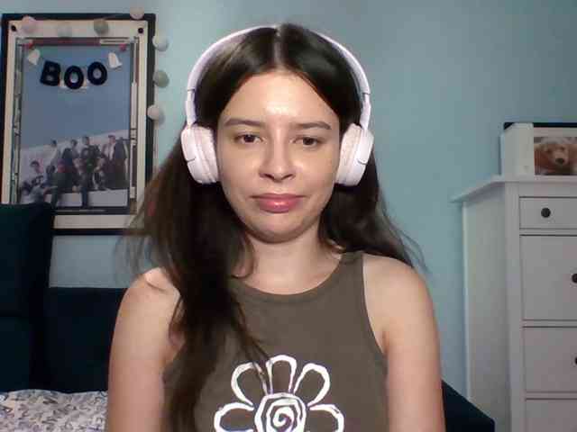 LariceHot webcam