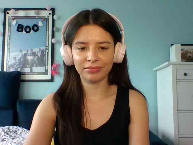 LariceHot webcam