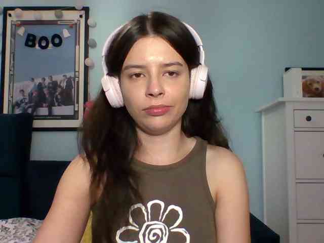 LariceHot webcam