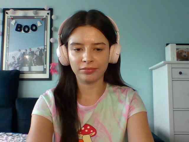 LariceHot webcam