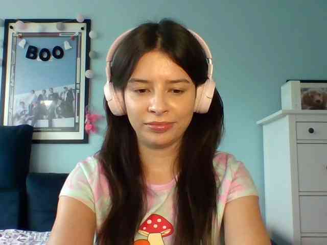 LariceHot webcam