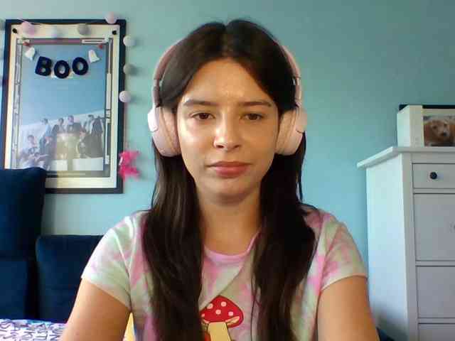 LariceHot webcam
