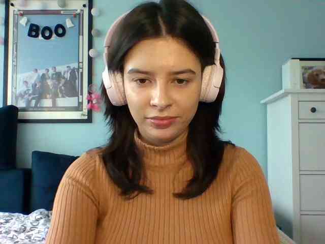 LariceHot webcam
