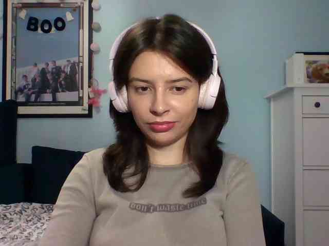 LariceHot webcam