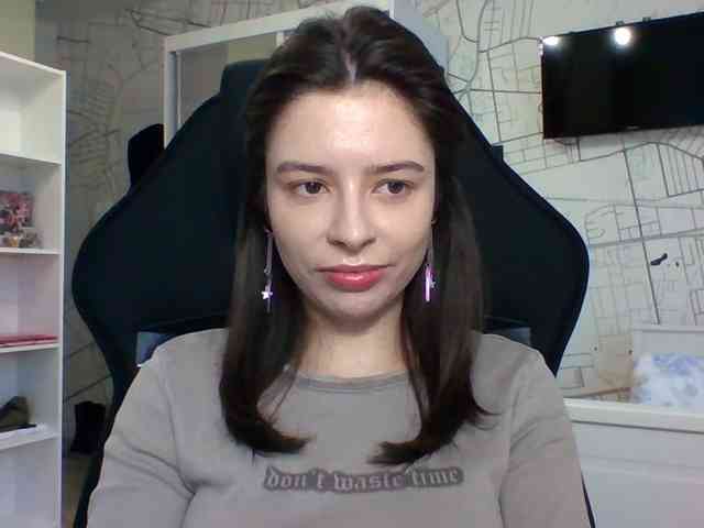 LariceHot webcam