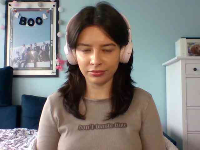 LariceHot webcam