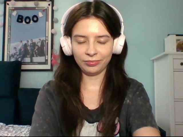 LariceHot webcam