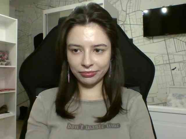 LariceHot webcam
