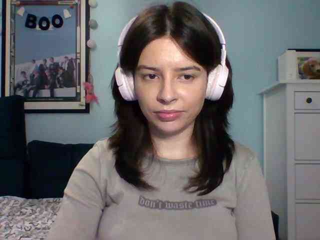 LariceHot webcam
