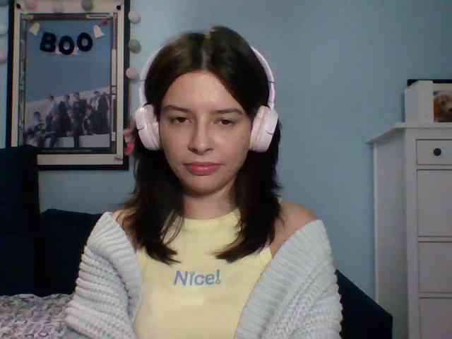 LariceHot webcam