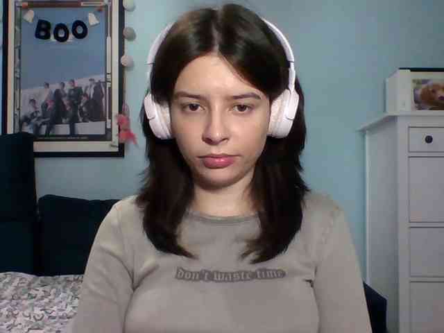LariceHot webcam