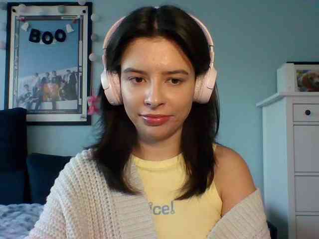 LariceHot webcam
