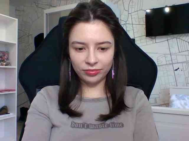 LariceHot webcam