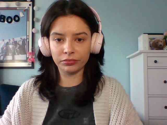 LariceHot webcam