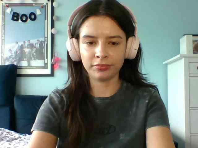 LariceHot webcam